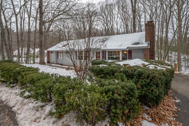Beach Home For Sale in Kensington, New Hampshire