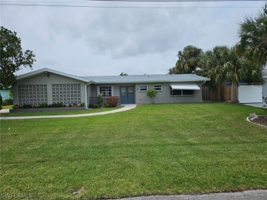 Beach Home Sale Pending in North Fort Myers, Florida