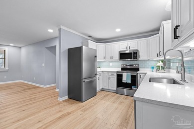 Beach Home For Sale in Gulf Breeze, Florida