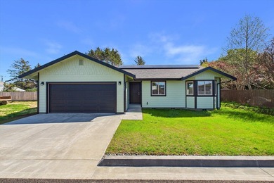Beach Home For Sale in Mckinleyville, California