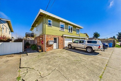 Beach Home Sale Pending in Eureka, California
