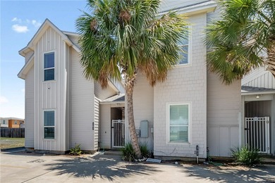 Beach Townhome/Townhouse For Sale in Port Aransas, Texas