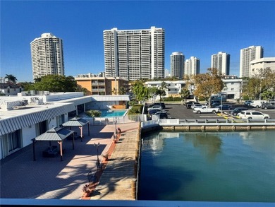 Beach Condo For Sale in Sunny Isles Beach, Florida
