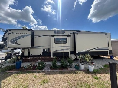 Beach Home For Sale in Bradenton, Florida