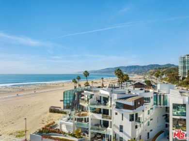 Beach Condo For Sale in Santa Monica, California