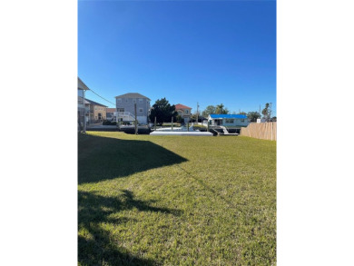 Beach Lot For Sale in Hudson, Florida