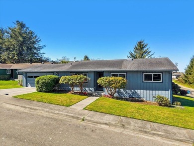 Beach Home For Sale in Eureka, California