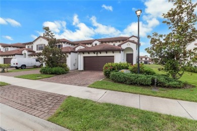 Beach Townhome/Townhouse For Sale in Naples, Florida