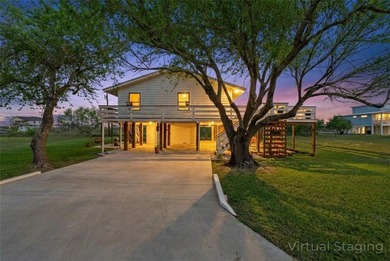 Beach Home For Sale in Rockport, Texas