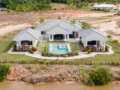Beach Home For Sale in New Sanctuary,