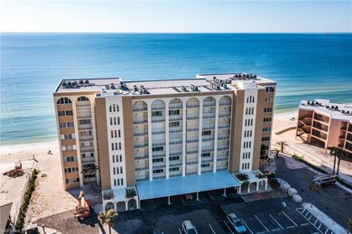 Beach Condo For Sale in Bonita Springs, Florida