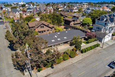 Beach Home For Sale in Eureka, California