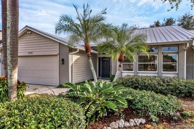 Beach Home Sale Pending in Sarasota, Florida