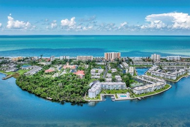 Beach Condo For Sale in Longboat Key, Florida