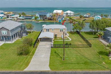Beach Home For Sale in Rockport, Texas