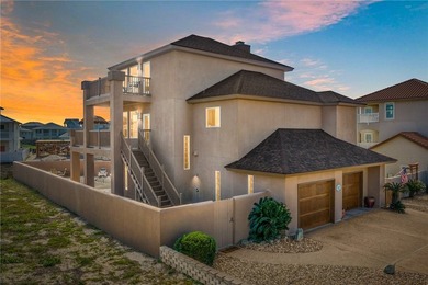 Beach Home For Sale in Port Aransas, Texas