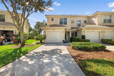 Beach Townhome/Townhouse Sale Pending in Boynton Beach, Florida