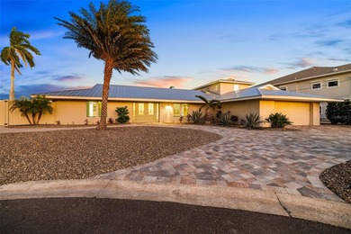 Beach Home For Sale in Bradenton, Florida