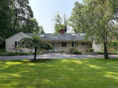 Beach Home Sale Pending in Manhasset, New York