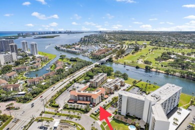 Beach Condo For Sale in North Palm Beach, Florida