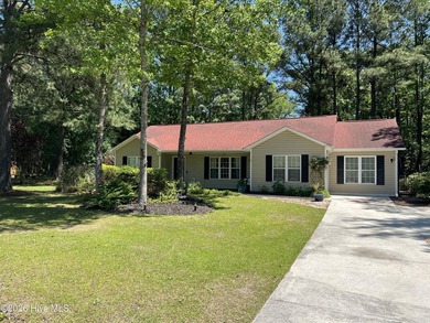 Beach Home For Sale in Hampstead, North Carolina