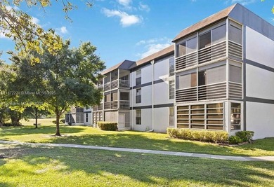 Beach Condo Sale Pending in Tamarac, Florida