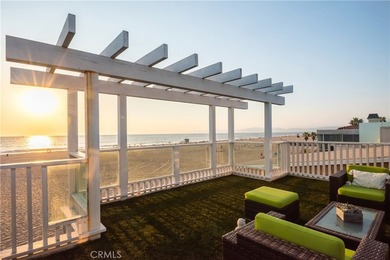 Beach Home Sale Pending in Hermosa Beach, California