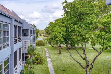 Beach Condo For Sale in Tamarac, Florida