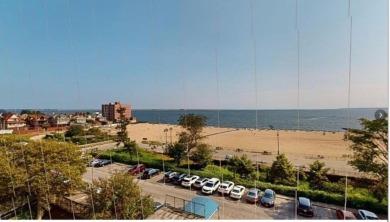 Beach Apartment For Sale in Brooklyn, New York