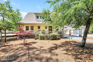 Beach Home For Sale in Oak Island, North Carolina