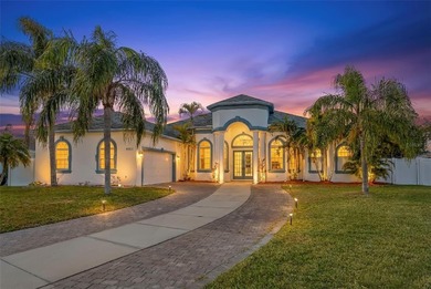 Beach Home For Sale in St. Petersburg, Florida