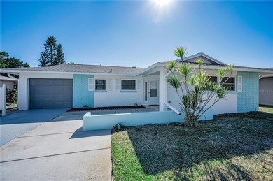 Beach Home Sale Pending in Palm Harbor, Florida