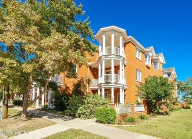 Beach Townhome/Townhouse For Sale in New Bern, North Carolina