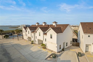 Beach Townhome/Townhouse For Sale in Corpus Christi, Texas