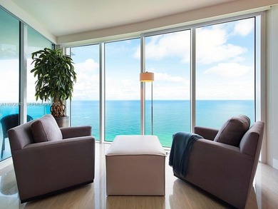 Beach Condo For Sale in Hollywood, Florida
