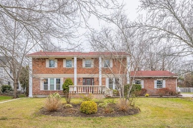 Beach Home For Sale in Port Washington, New York