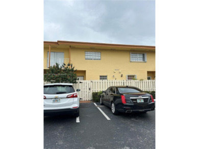 Beach Condo For Sale in Miami, Florida