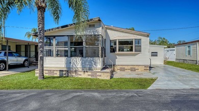 Beach Home For Sale in Sarasota, Florida