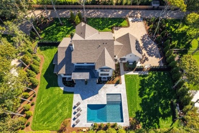 Beach Home For Sale in Southold, New York