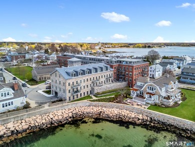 Beach Condo For Sale in Stonington, Connecticut
