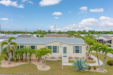 Beach Home For Sale in Punta Gorda, Florida