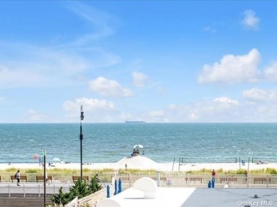 Beach Condo For Sale in Long Beach, New York