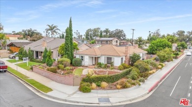 Beach Home Sale Pending in Huntington Beach, California