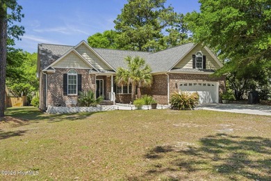 Beach Home For Sale in Cape Carteret, North Carolina