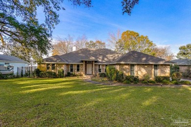 Beach Home For Sale in Gulf Breeze, Florida