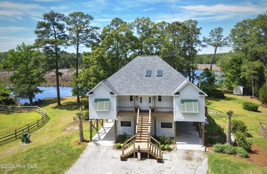Beach Home For Sale in Grantsboro, North Carolina