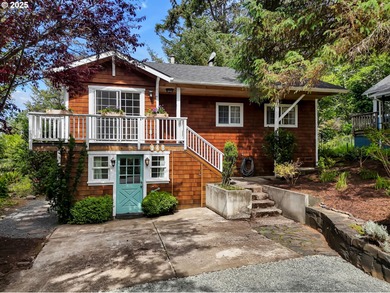 Beach Home For Sale in Cannon Beach, Oregon
