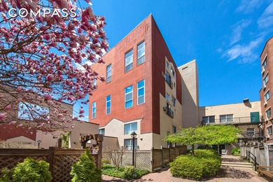 Beach Condo For Sale in Queens, New York