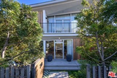 Beach Home For Sale in Venice, California