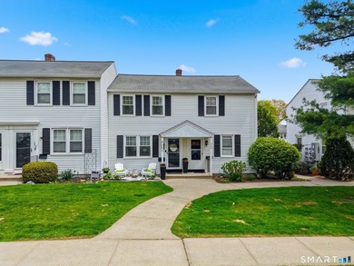 Beach Townhome/Townhouse For Sale in Stamford, Connecticut